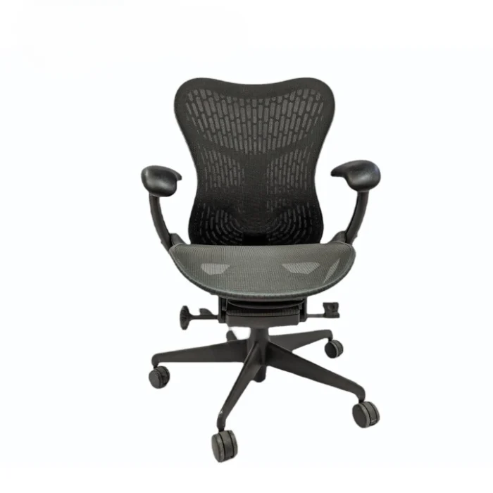 herman-miller-mirra-4-6